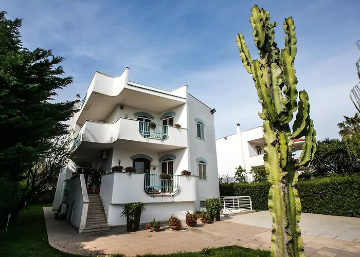 Del Mar فندق مبيت وإفطار 3*