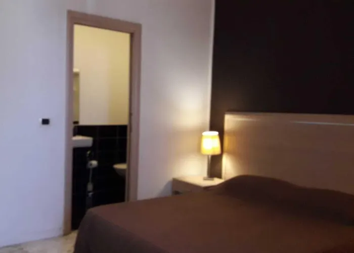 Del Mar فندق مبيت وإفطار 3*